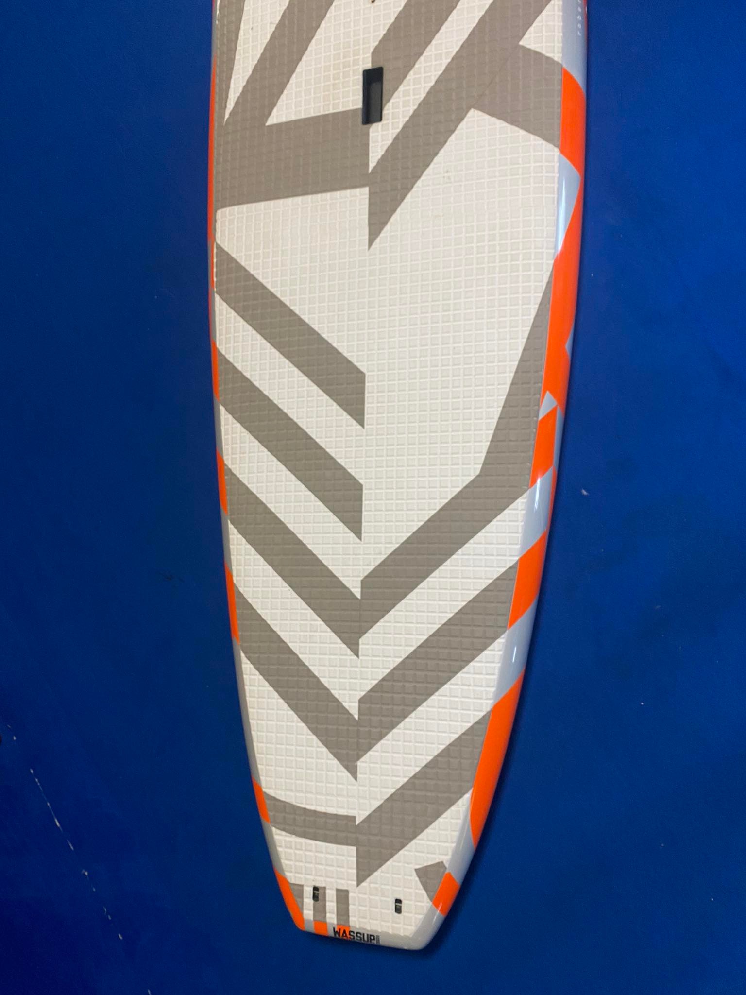 Použitý pevný paddleboard RRD Wassup V4 Wood 10'5″x31″x4" - Obrázek 5