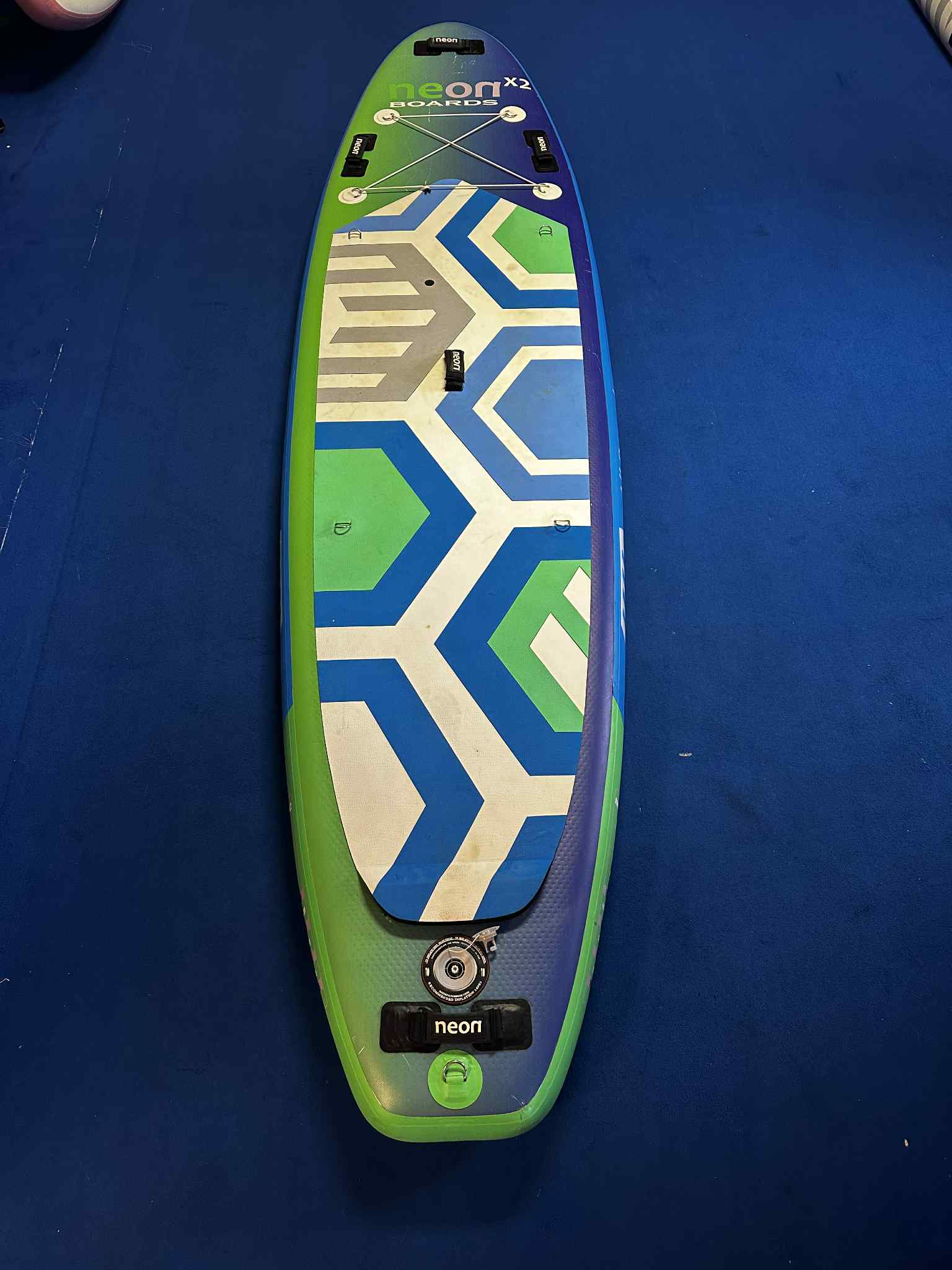 Použitý nafukovací paddleboard Neon X2 - 10'10"x32"x6"