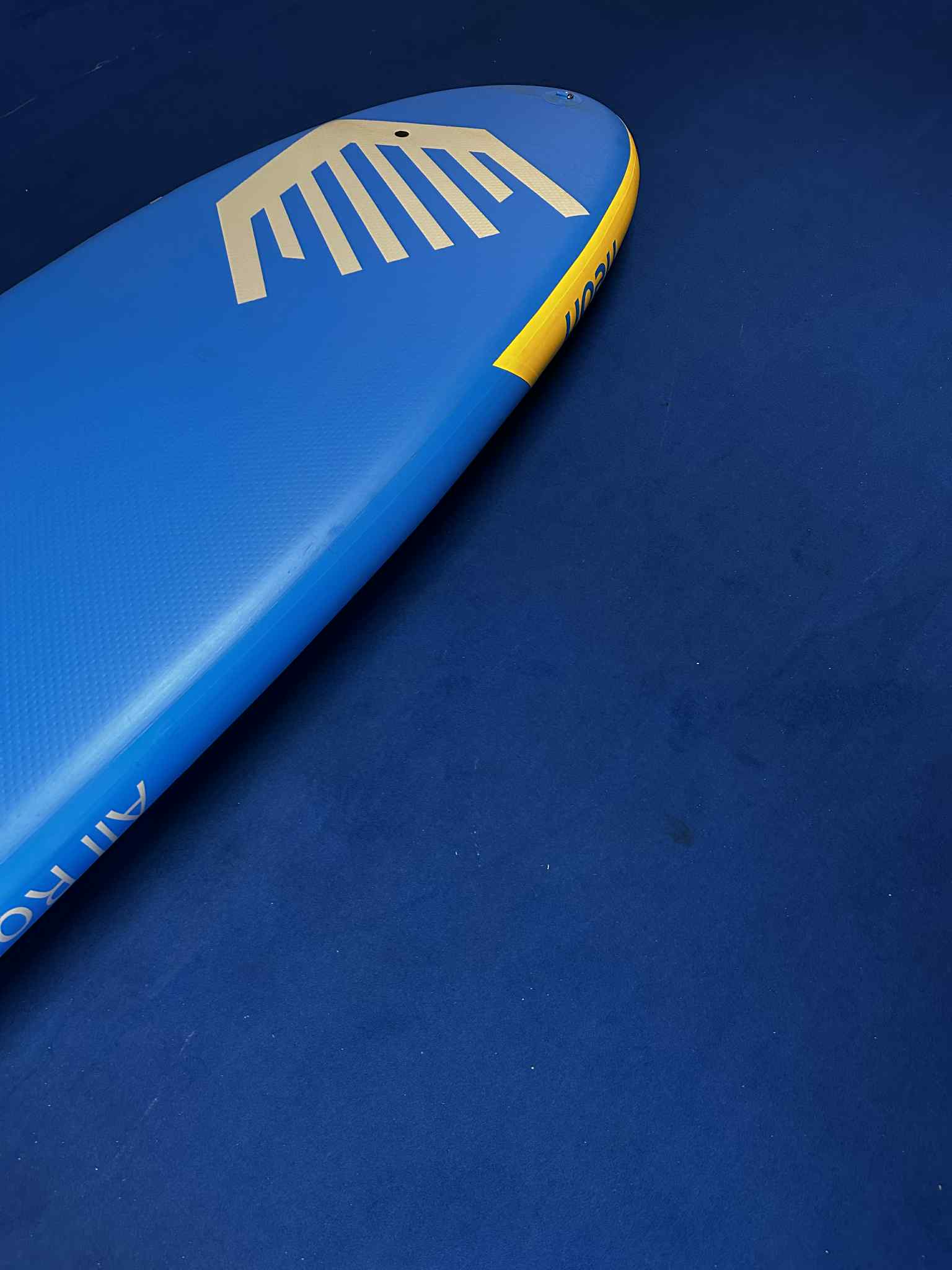 Použitý nafukovací paddleboard Neon 3 - 11'x32''x6" - Obrázek 6
