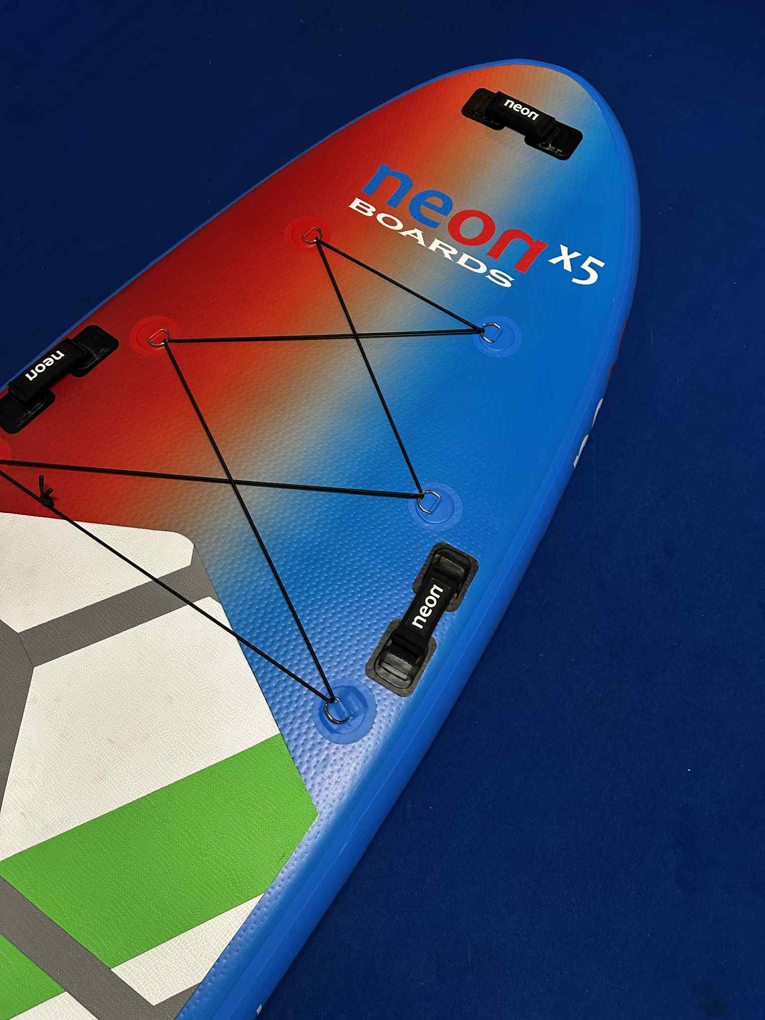 Použitý nafukovací paddleboard Neon X5 All Family 10'5"x34"x5" - Obrázek 3