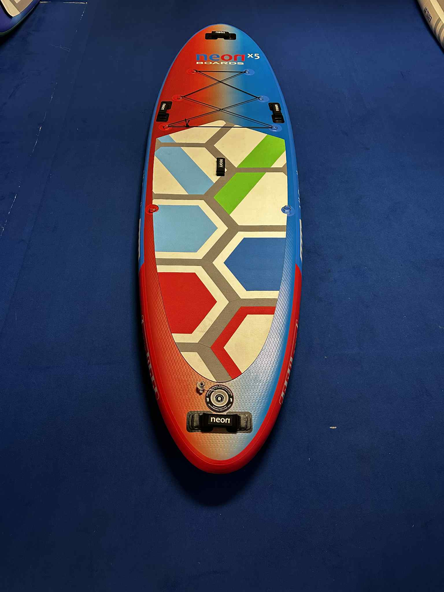 Použitý nafukovací paddleboard Neon X5 All Family 10'5"x34"x5"